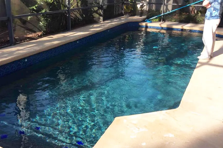 Luxurious Gunite Pool Resurfacing: A Comprehensive Review